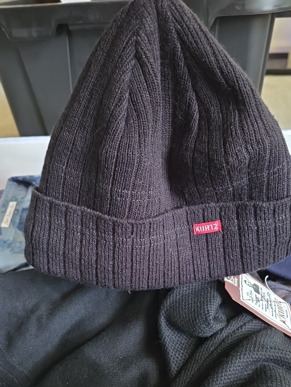 Men's Black Knit Beanie Hat